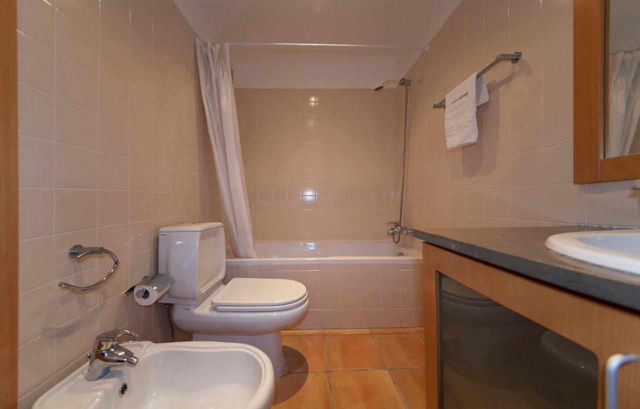 B46 - Marinapark Apartment With Seaview Лагос Екстериор снимка